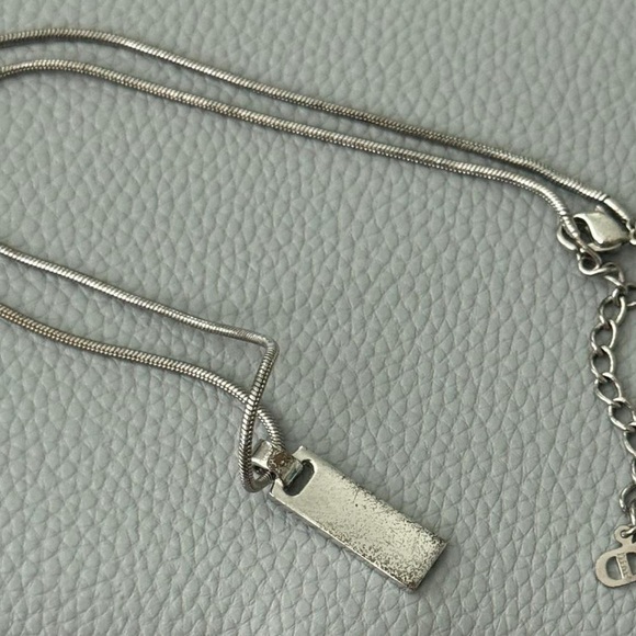 Vintage Dior Silver Chain Necklace with Logo Pendant - Picture 3 of 3